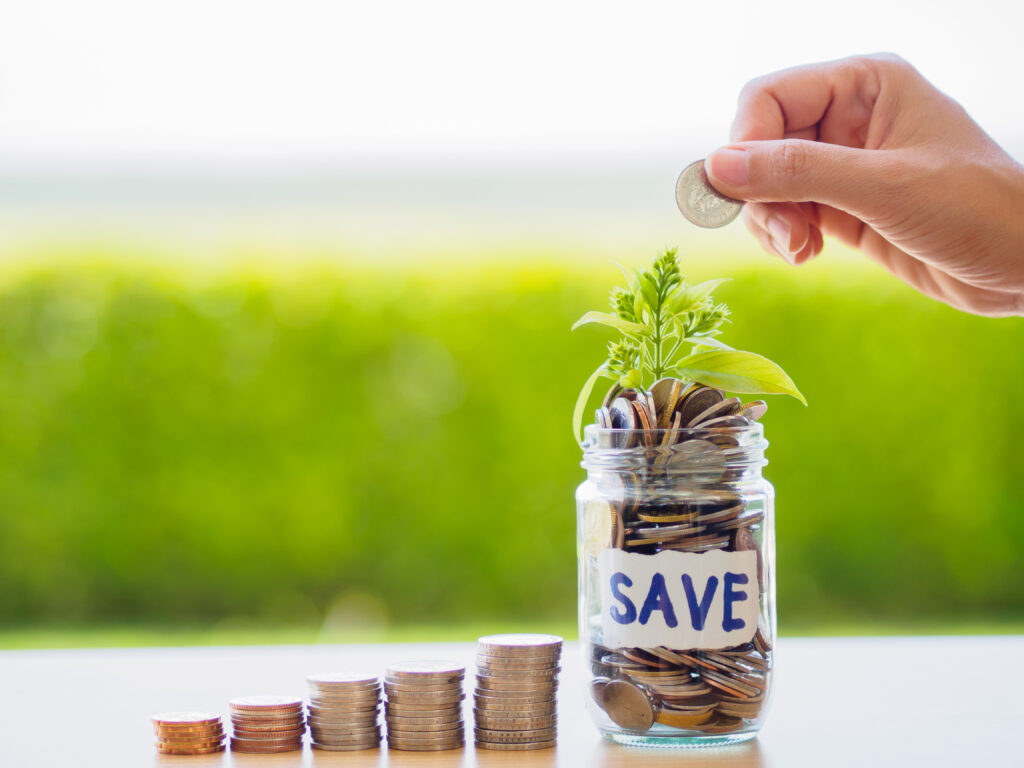 úspory na zelenej energii, prechod na zelenú energiu šetrí vaše financie a je ekologický